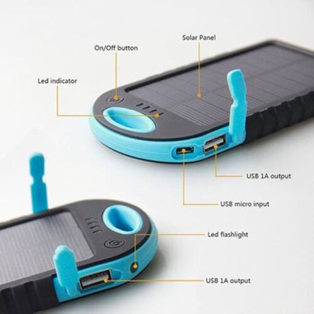 Waterproof Solar Power Bank (4000 MAh) - Shockproof - With Two USB Outputs
