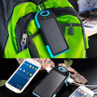 Waterproof Solar Power Bank (4000 MAh) - Shockproof - With Two USB Outputs